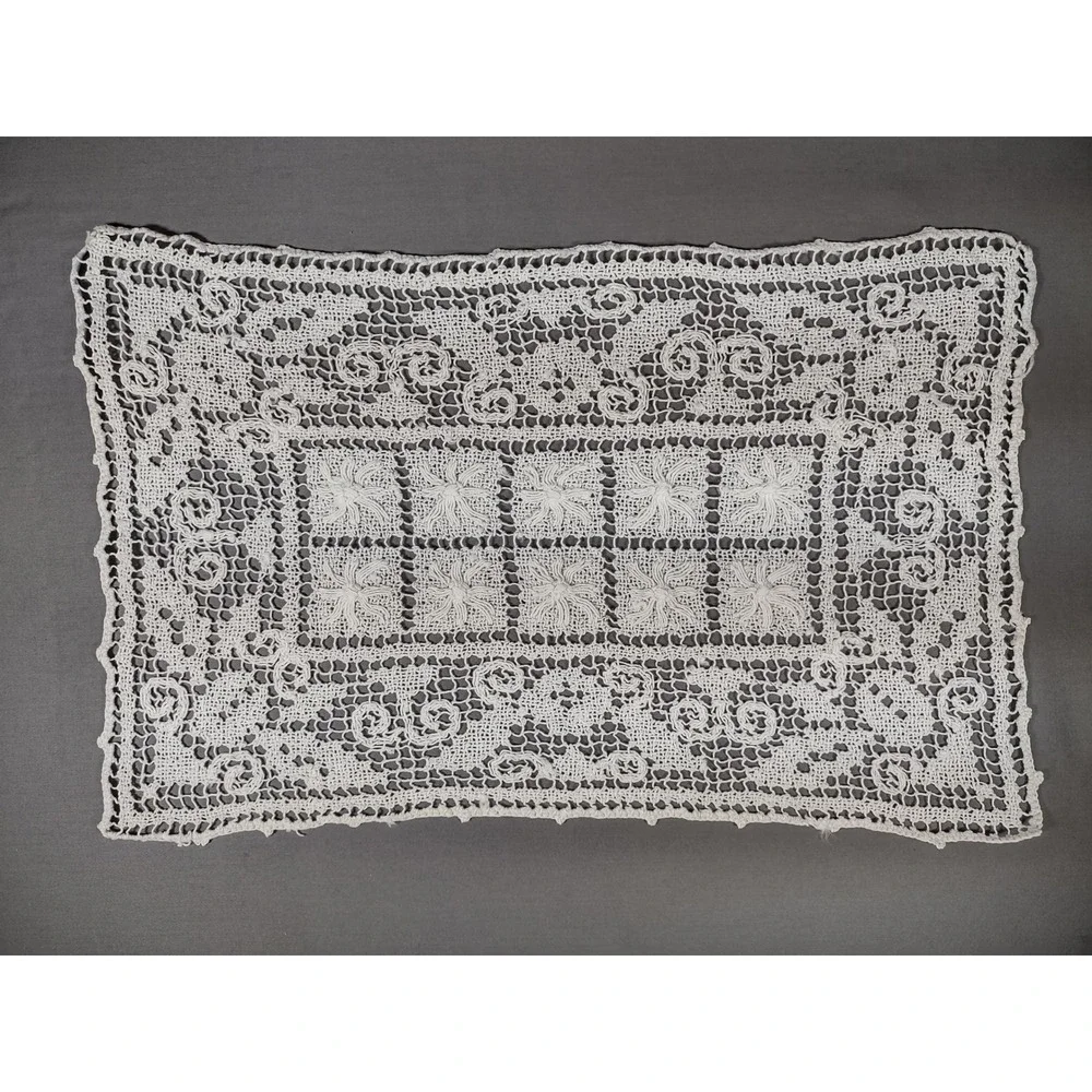 Vtg Handmade Filet Lace Dresser Scarf Off White Floral 9